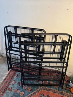 For bed size queen Frame