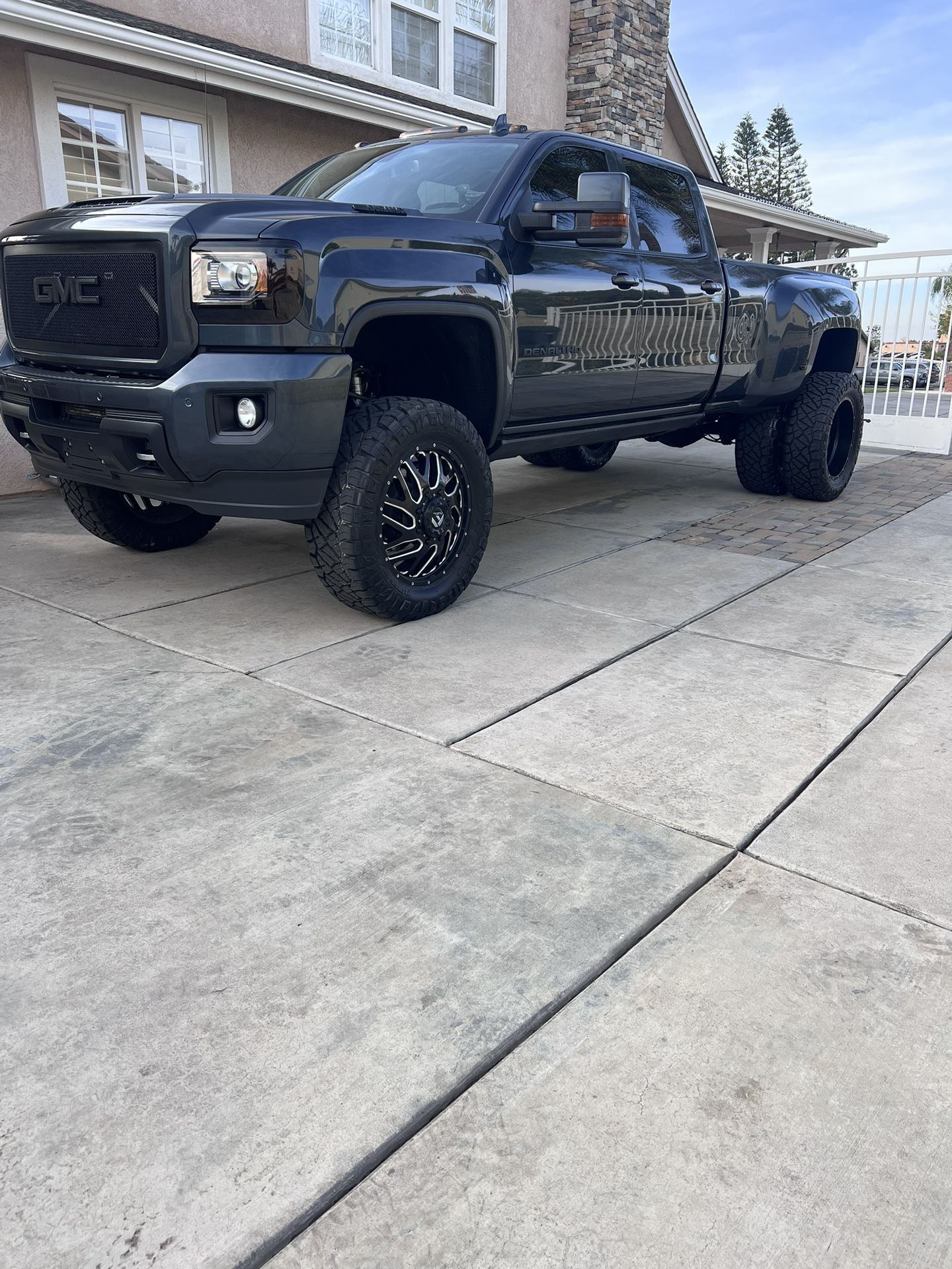 2019 GMC Sierra