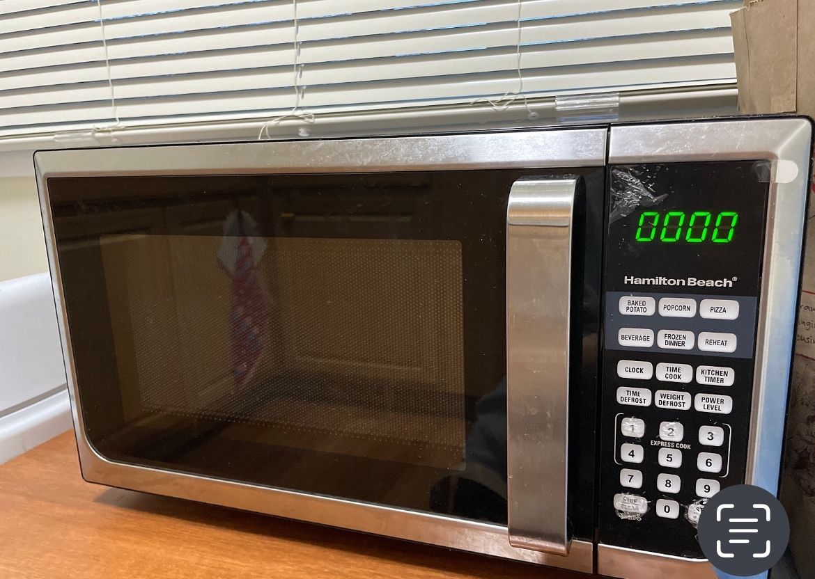 Like New Microwave