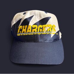 Vintage 90’s San Diego Chargers Shark Tooth Logo Athletic snapback hat