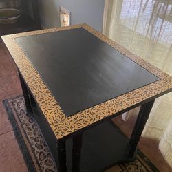 Accent Table