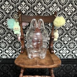 HAS LABUBU PROTECTIVE CASE