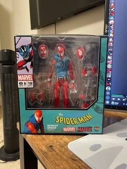 MAFEX-scarlet spider