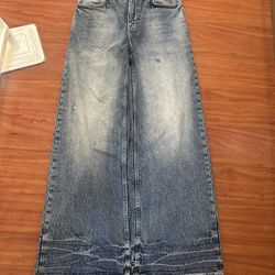 super baggy faded blue jeans