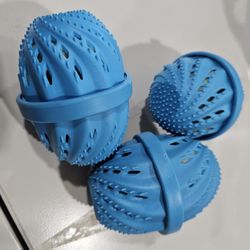 3 Never used reuseable wrinkle remover steam mate.