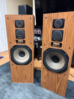 Yamaha NS-A180 Floor Standing Speakers Pair