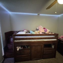 Living Spaces Cherry Wood Kids Twin Loft Bed 