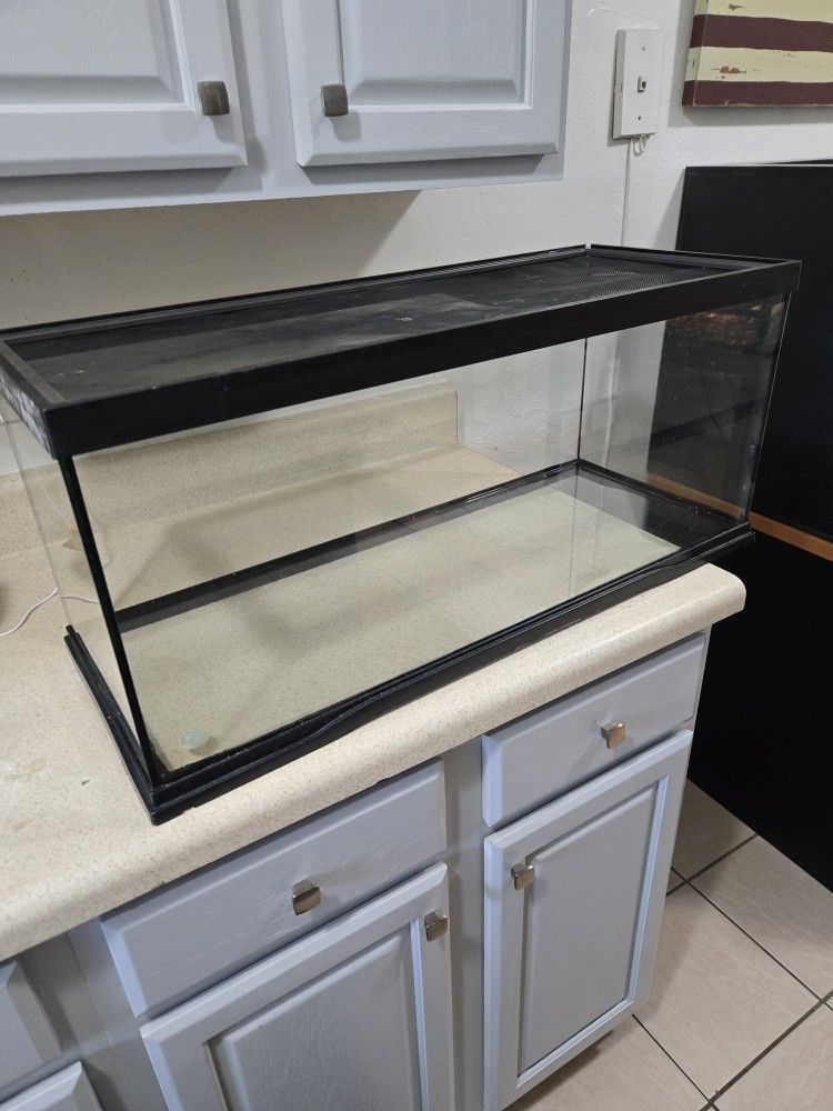 24x12x12 Reptile Enclosure