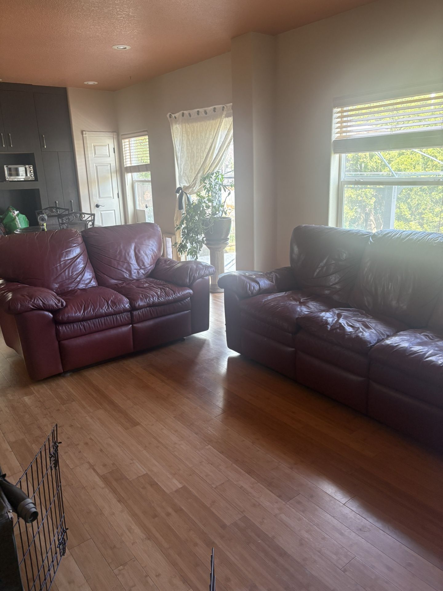 Couch/loveseat