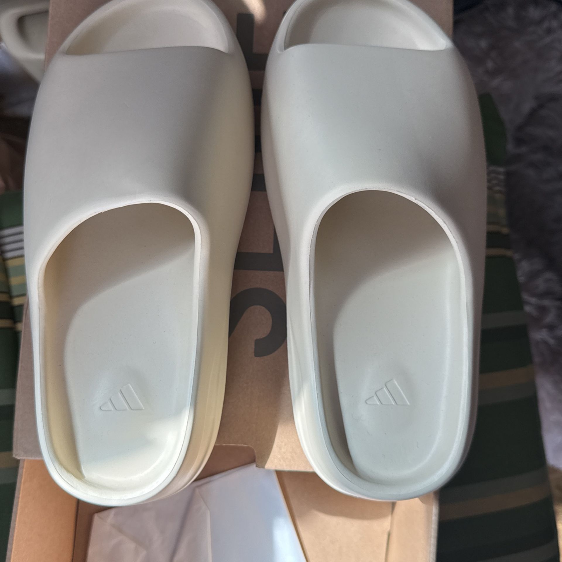 Adidas Yeezy Slides, Bone Color, Size Men 8 New - coffeafoods.com