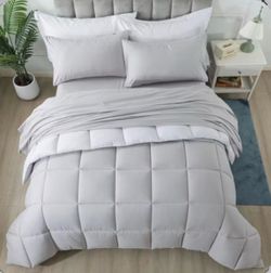 IGI Queen Size 7 Piece Comforter Set | Bed in a Bag for Unisex Adult | White/Light Gray