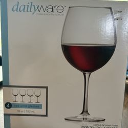 Red Wine Glasses 