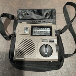 Grundig Emergency radio Am/fm