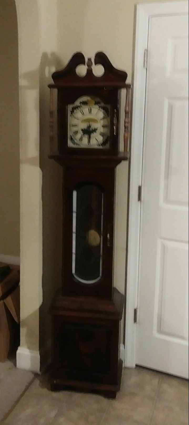 Battery operated Grand Father clock