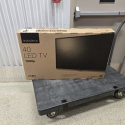 Insignia 40' Inch Tv W Fire Stick Like New *****