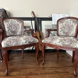 Classic Wooden Accent Chairs – Beautiful Condition