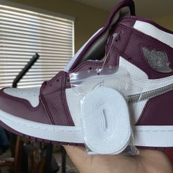 Jordan 1 size 9