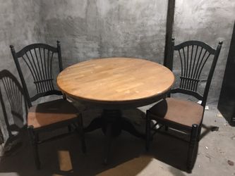 Table and two chairs ( super sturdy )