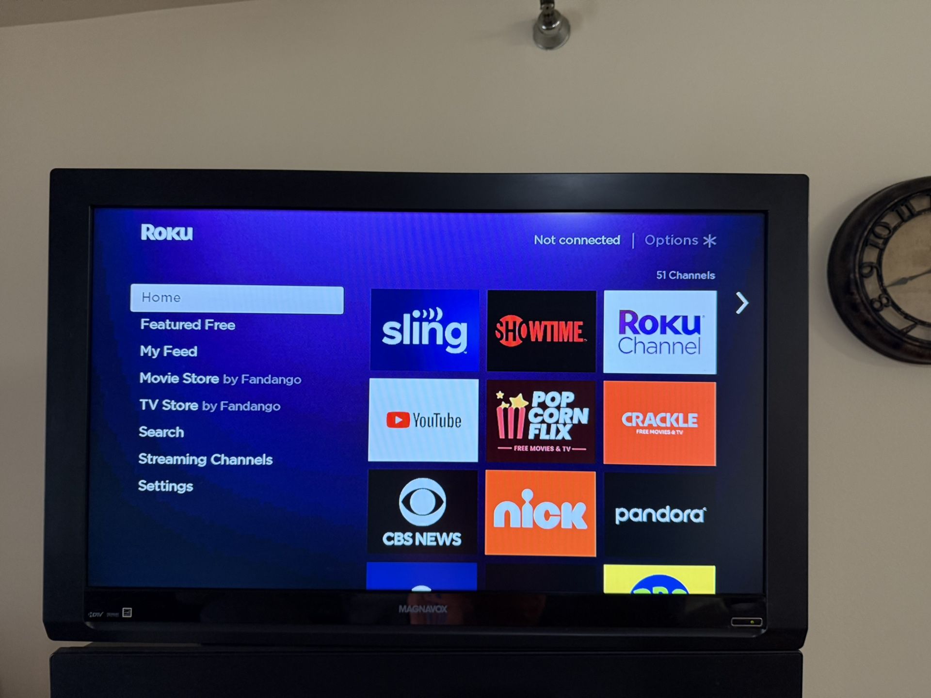 Older 32 Inch Magnavox HDMI TV- Only $25.