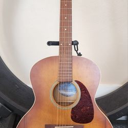 Seagull Canadian Handmade Acoustic Guitar