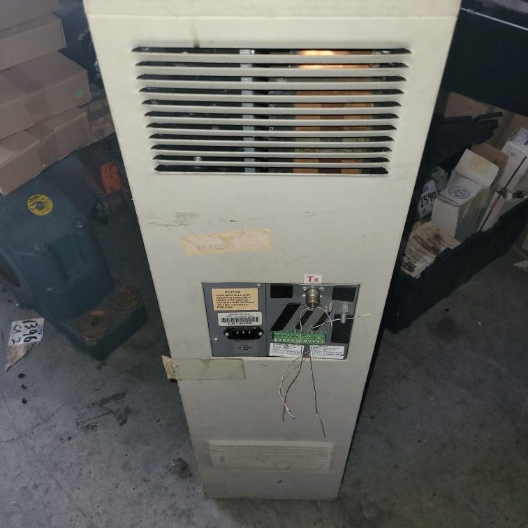 Motorola MSF 5000 UHF Digital Repeater