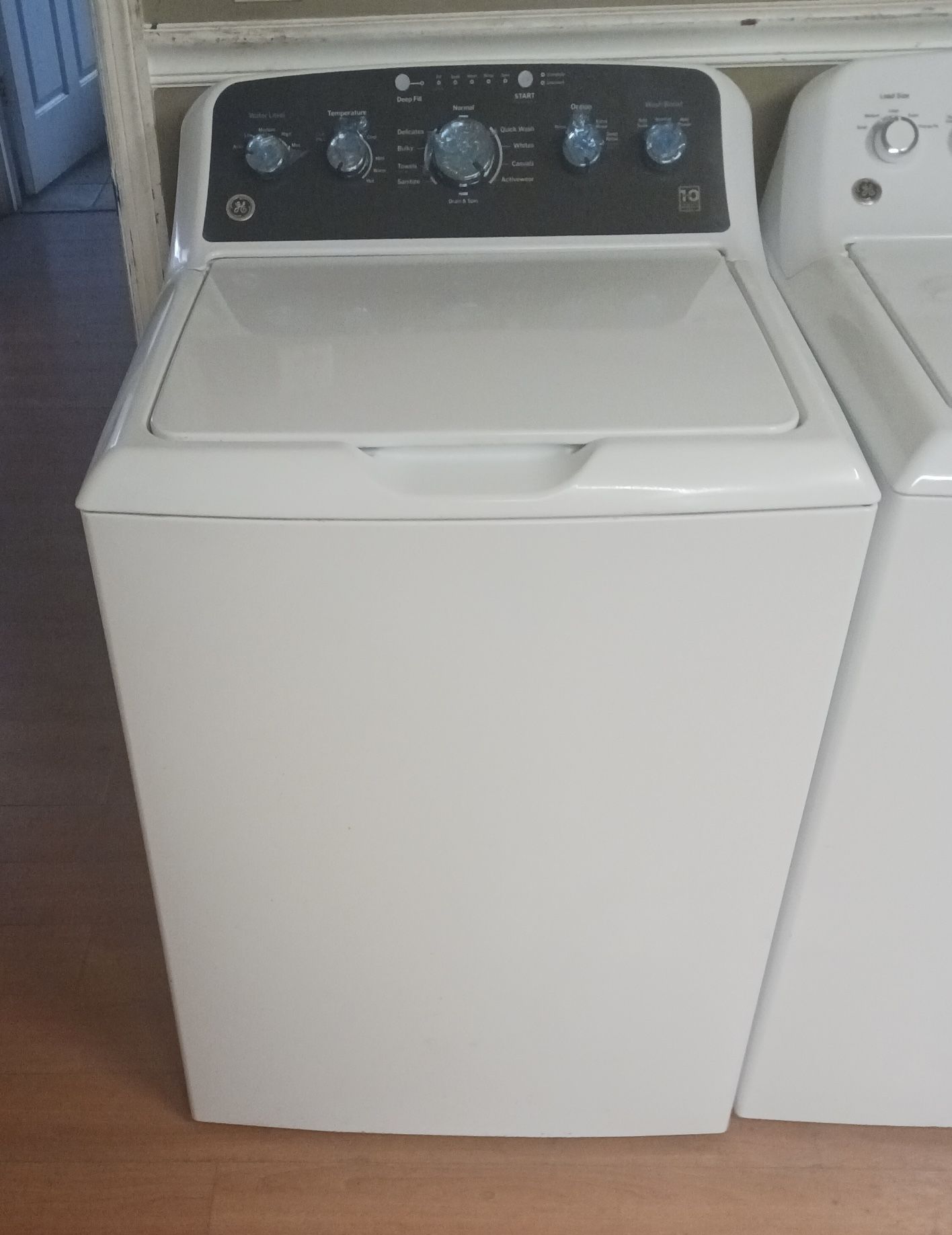 New Scratch And Dent Top Load Washer