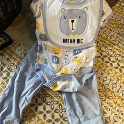 Baby Outfit. O-3 Months