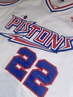 pistons lightning bolt jersey