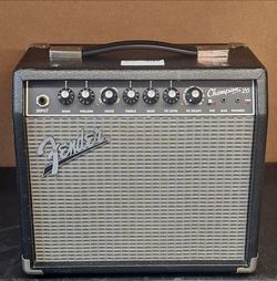 FENDER CHAMPION 20 GUITAR AMP