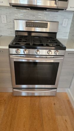 Samsung Gas Range Stove 30" Stainless Steel NX58H5650WS