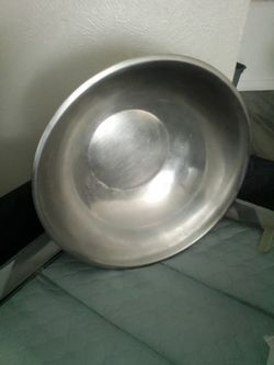 Large Mixing Bowl 