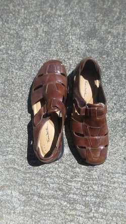 Thom McCann sandals. Size 7
