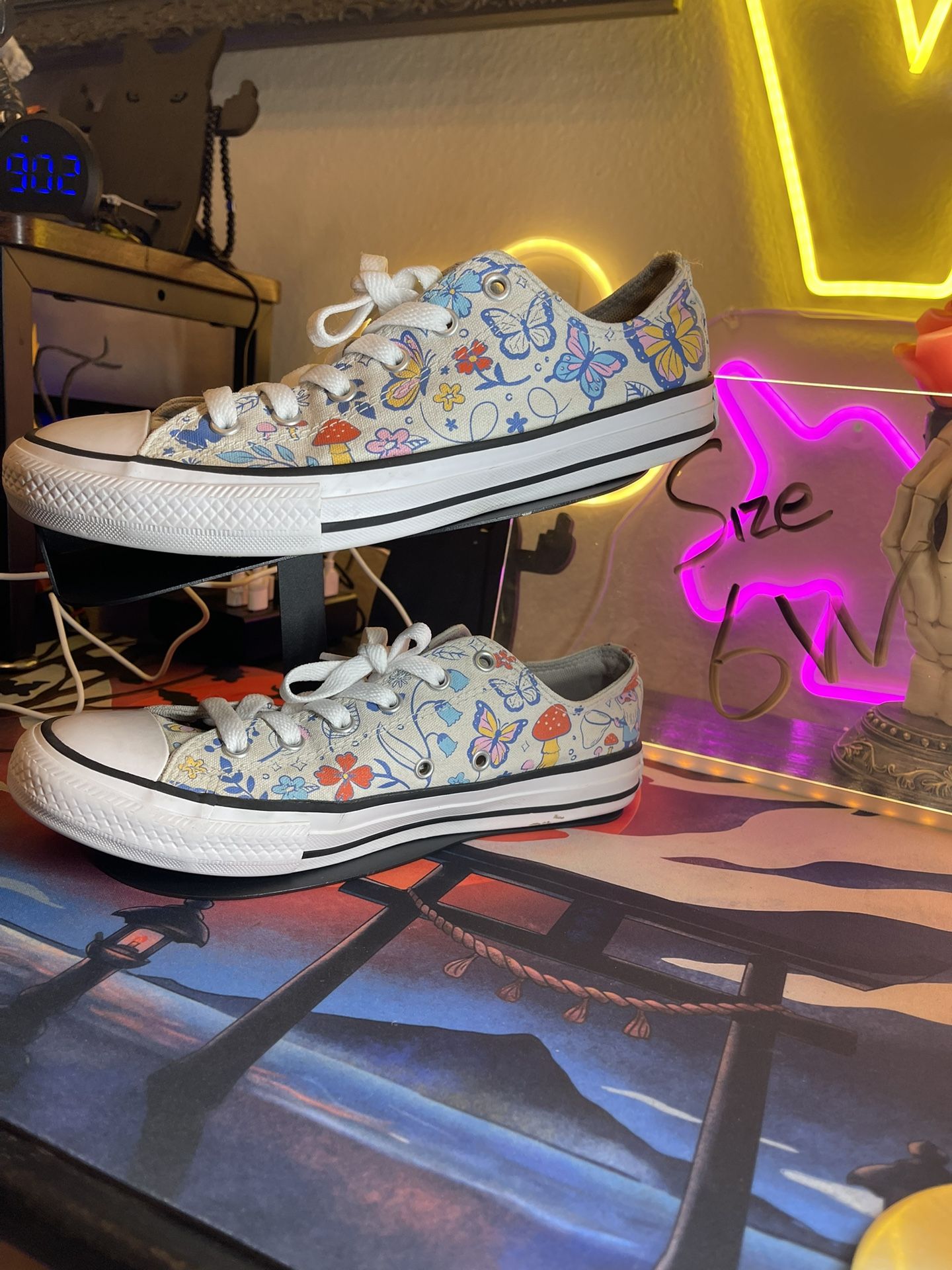 Converse