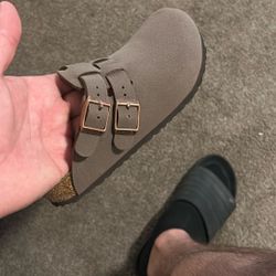 Kids Birkenstocks Size C13 / 31