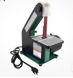 Central machinery table saw
