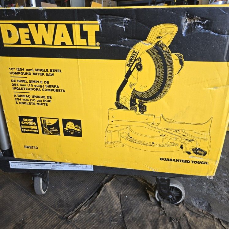 DEWALT 15 Amp Corded 10 in. Compound Single Bevel Miter Saw