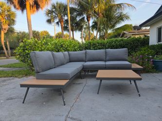 Brand new high quality aluminum outdoor patio set fully assembled