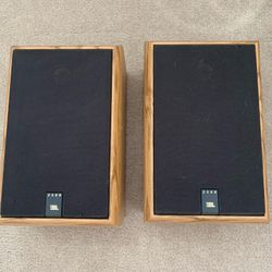 JBL Bookshelf Speakers 