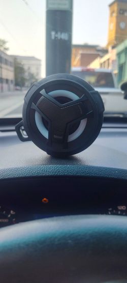 Portable Bluetooth Speaker Black Round