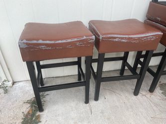 SET OF 6 Brown faux leather barstools 19in wide/16in deep/26in high