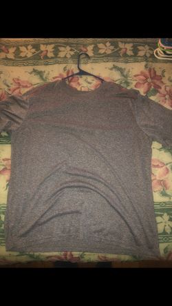 Men’s XL t shirt