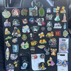 Disney Pins 