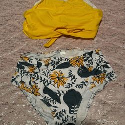 Womens Size Large Yellow Floral Swimsuit Bikini