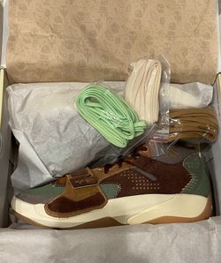 Nike Jordan Zion 2 Voodoo - Size 11US