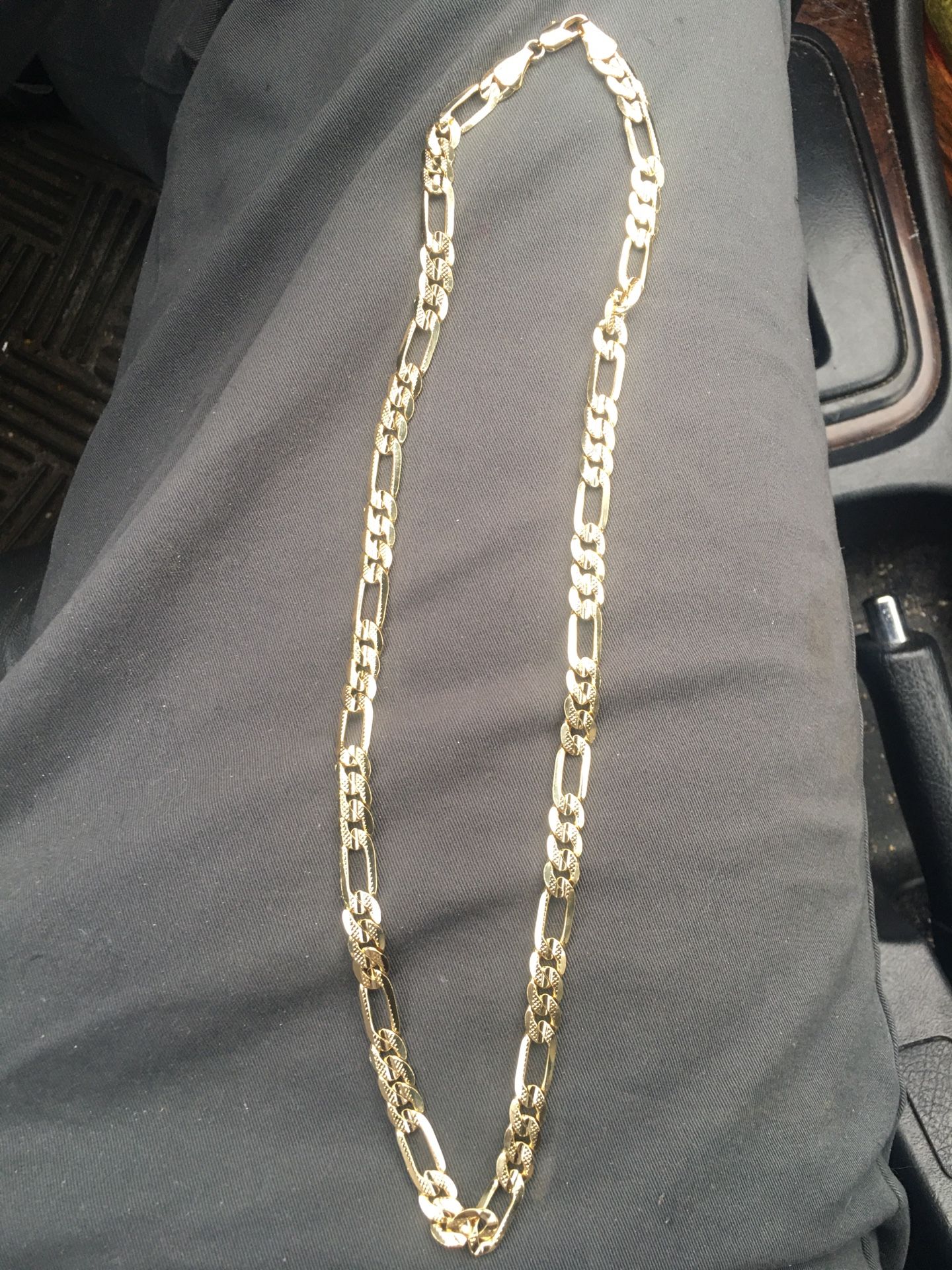 Beautiful 18K Gold Chain