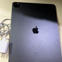 iPad Pro 5th Generation #91443-1