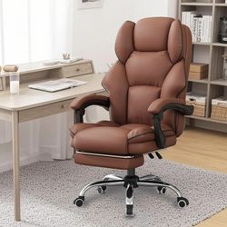 Office Chair with Footrest