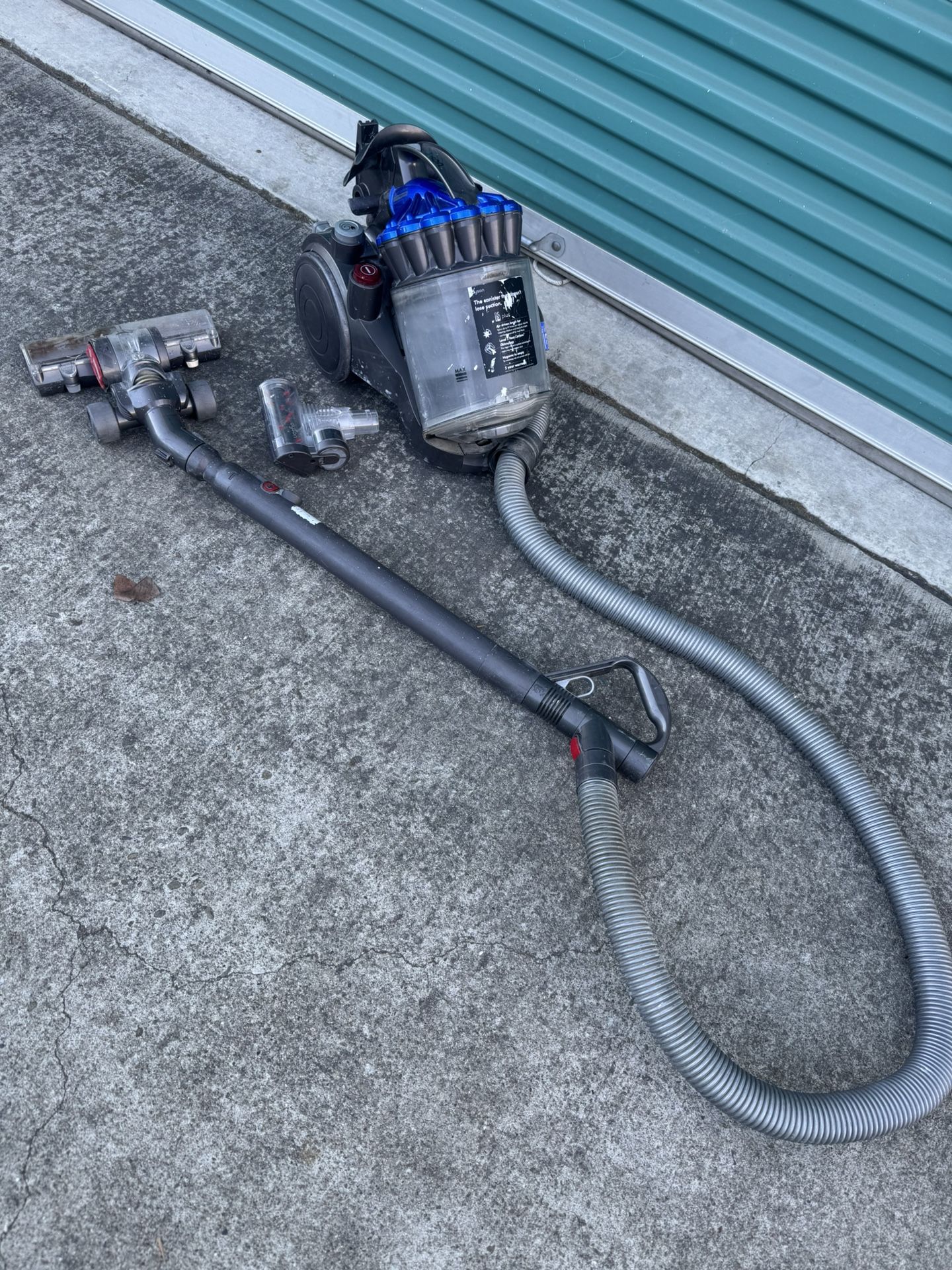 Dyson DC23 canister vacuum cleaner