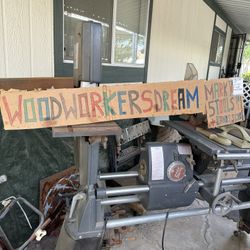 Woodworkers Dream 5 Tools in 1 Marks