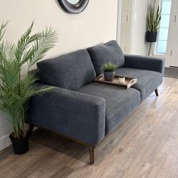 Grey Couch (FREE Delivery!🚚)